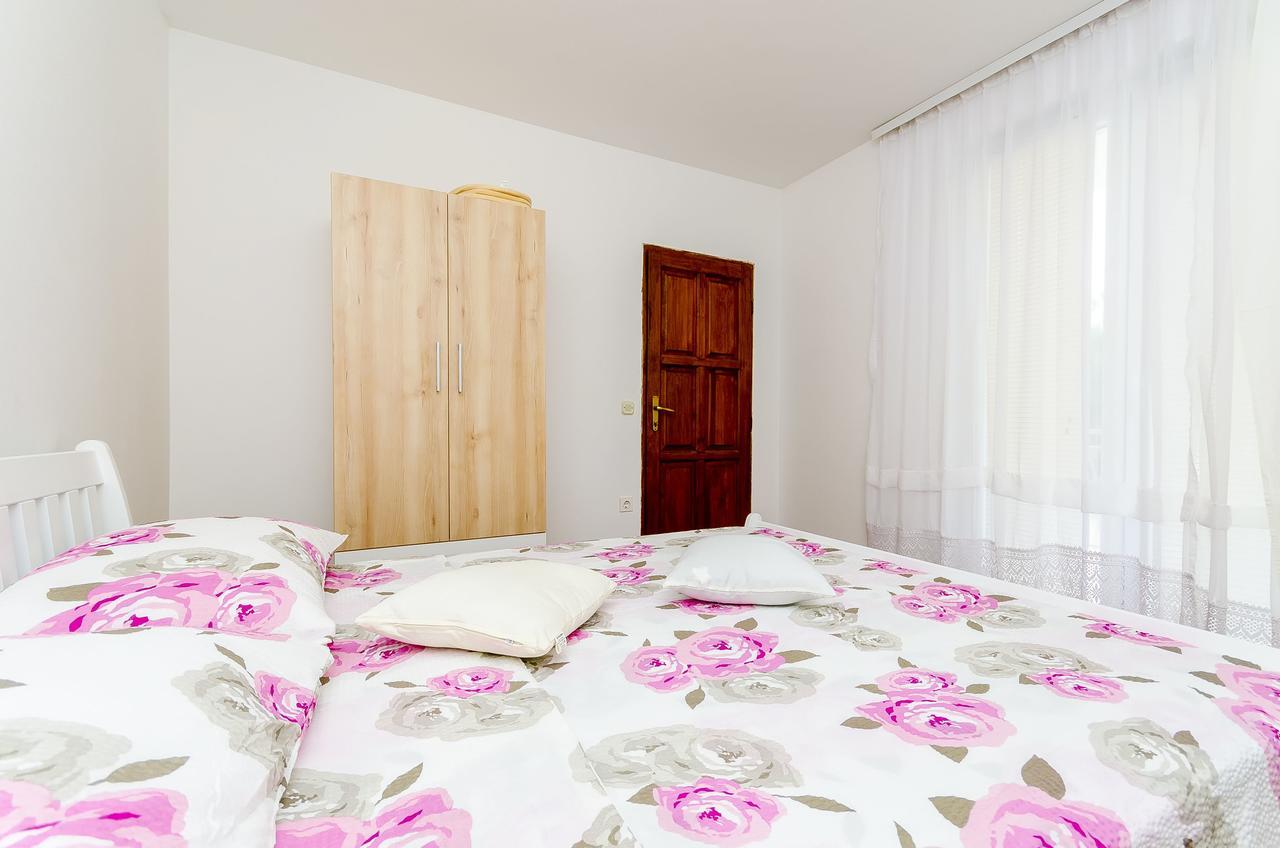 Apartments Mirko I Anda Donji Okrug  Bagian luar foto